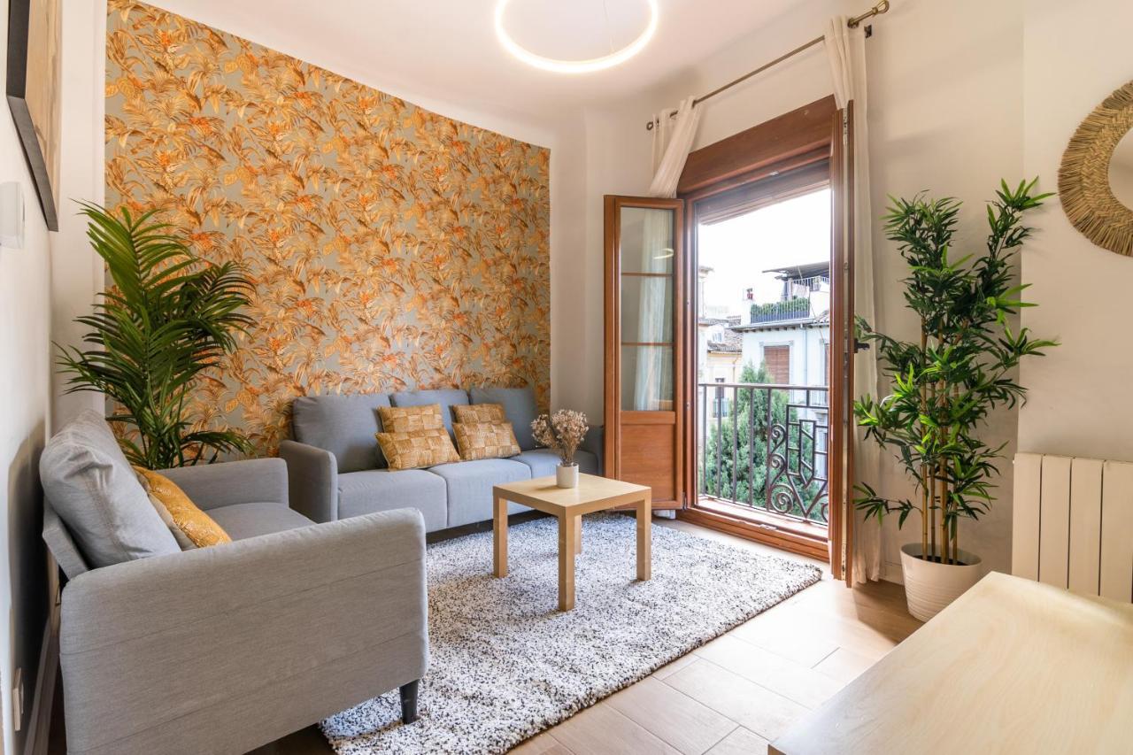 Tuguest Plaza Pescaderia - Catedral Apartment